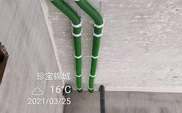 成都住宅新风主机吊装与送排风管路施工实拍